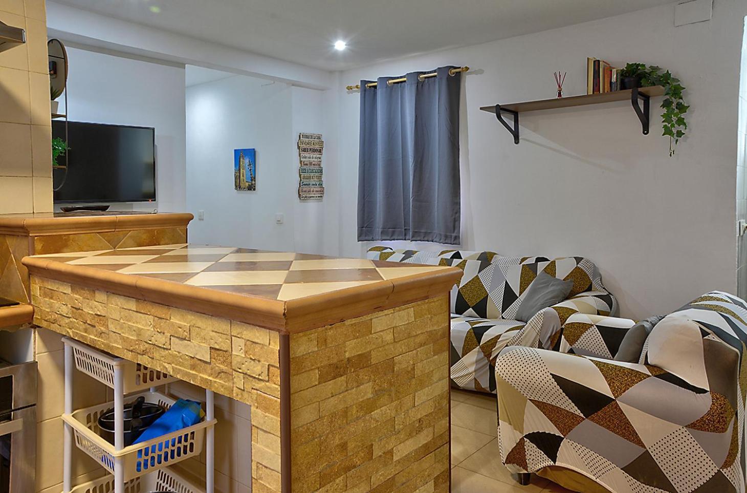Apartamento Muralla Sevilla Kültér fotó